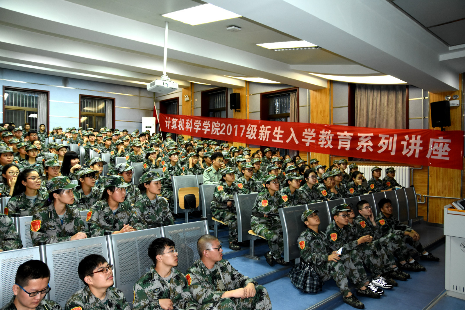 DSC_3265_副本_meitu_2.jpg DSC_3265_副本_meitu_2.jpg